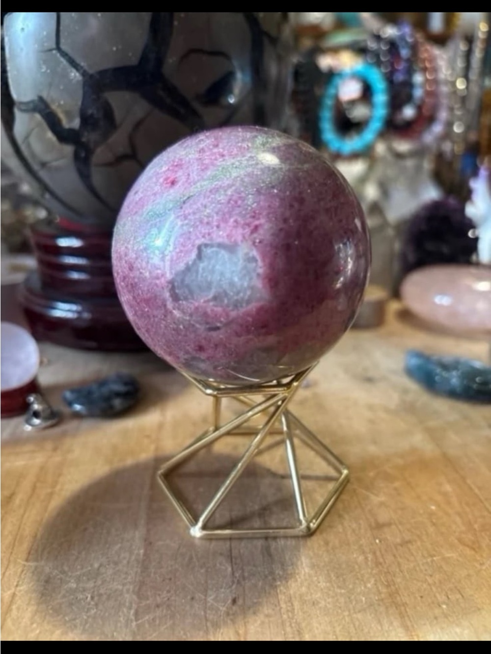 Pink Rhodonite Sphere HQ - Picture 2 of 9